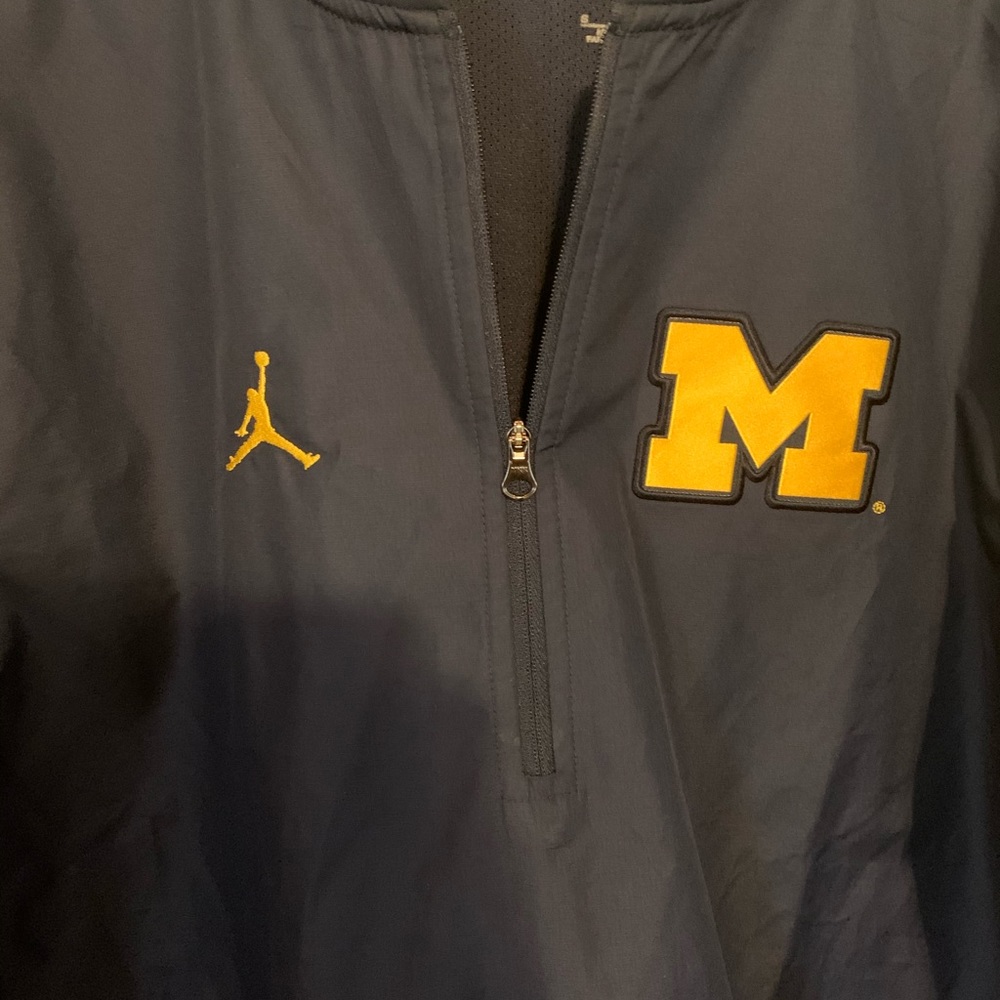 Michigan pullover - Picture 3 of 4
